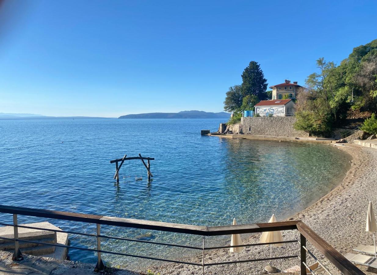 Villa Lovran - 150M To The Beach - Infinity Pool - Incredible Sea View - Fitness Room Bagian luar foto